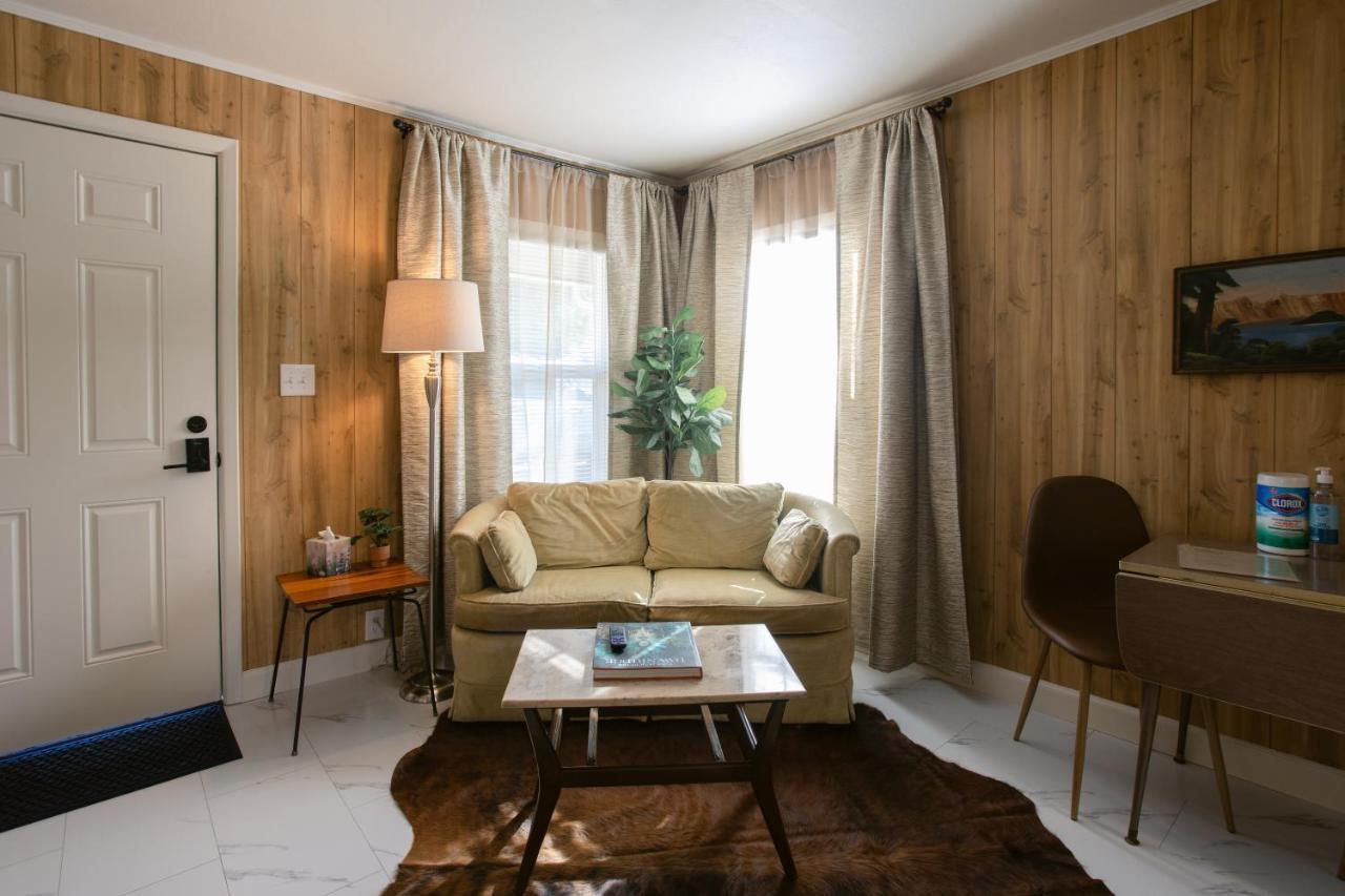 Waterfront River Apartments Rogue River Esterno foto