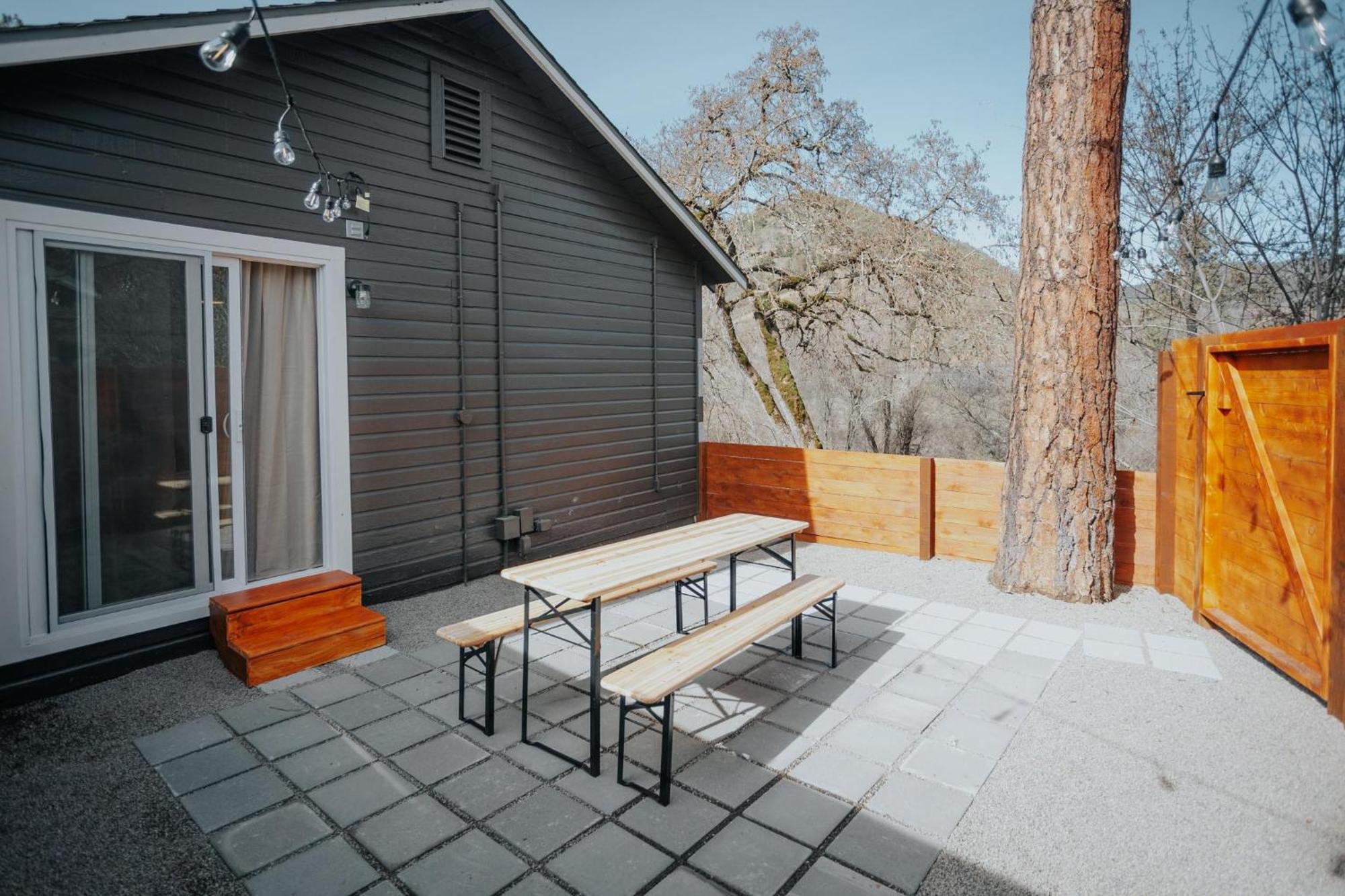 Waterfront River Apartments Rogue River Esterno foto
