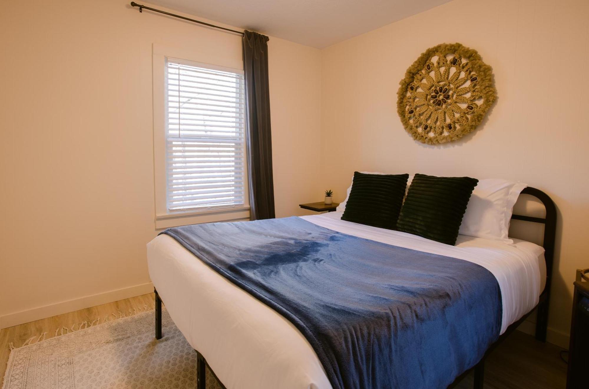 Waterfront River Apartments Rogue River Esterno foto